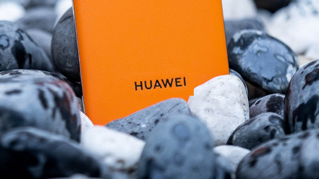 Huawei smartphone sales Apple China