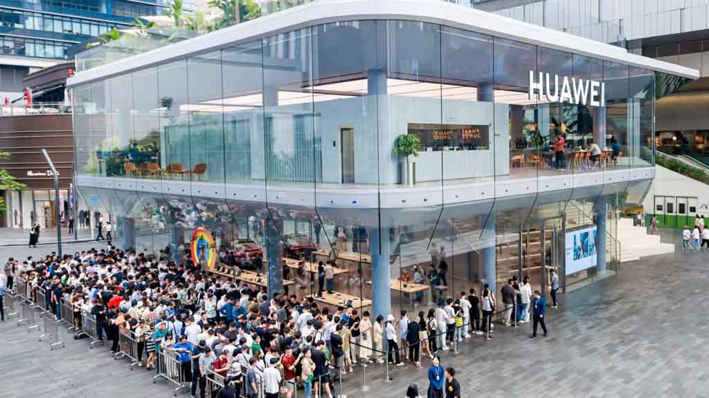 Huawei Mate 70 long queues